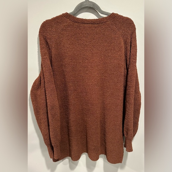 Cozy Brown Lounge Set - Picture 3 of 9